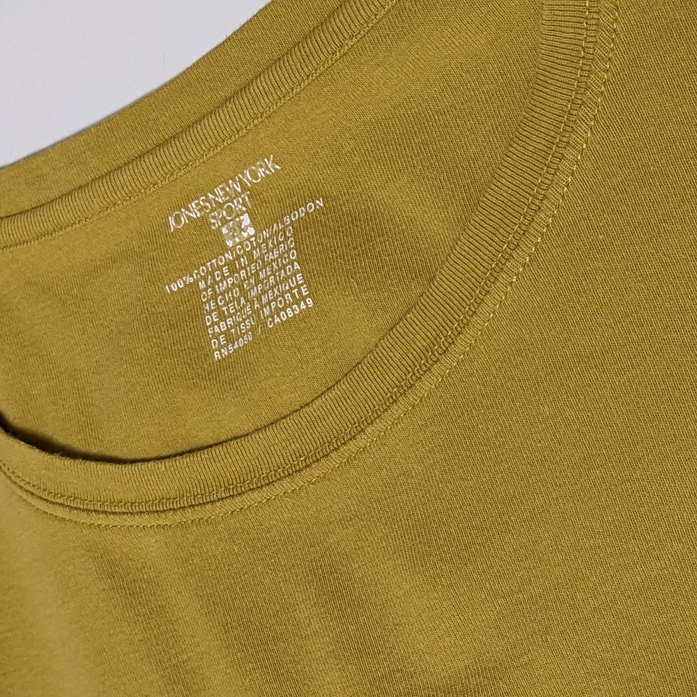 Jones of NY 2X long sleeve Olive round neck top LIKE NEW